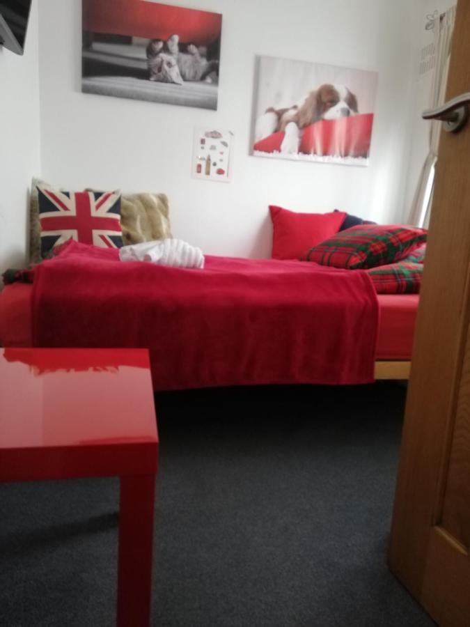 Nice Rooms In Queen House Clay Cross Exteriör bild