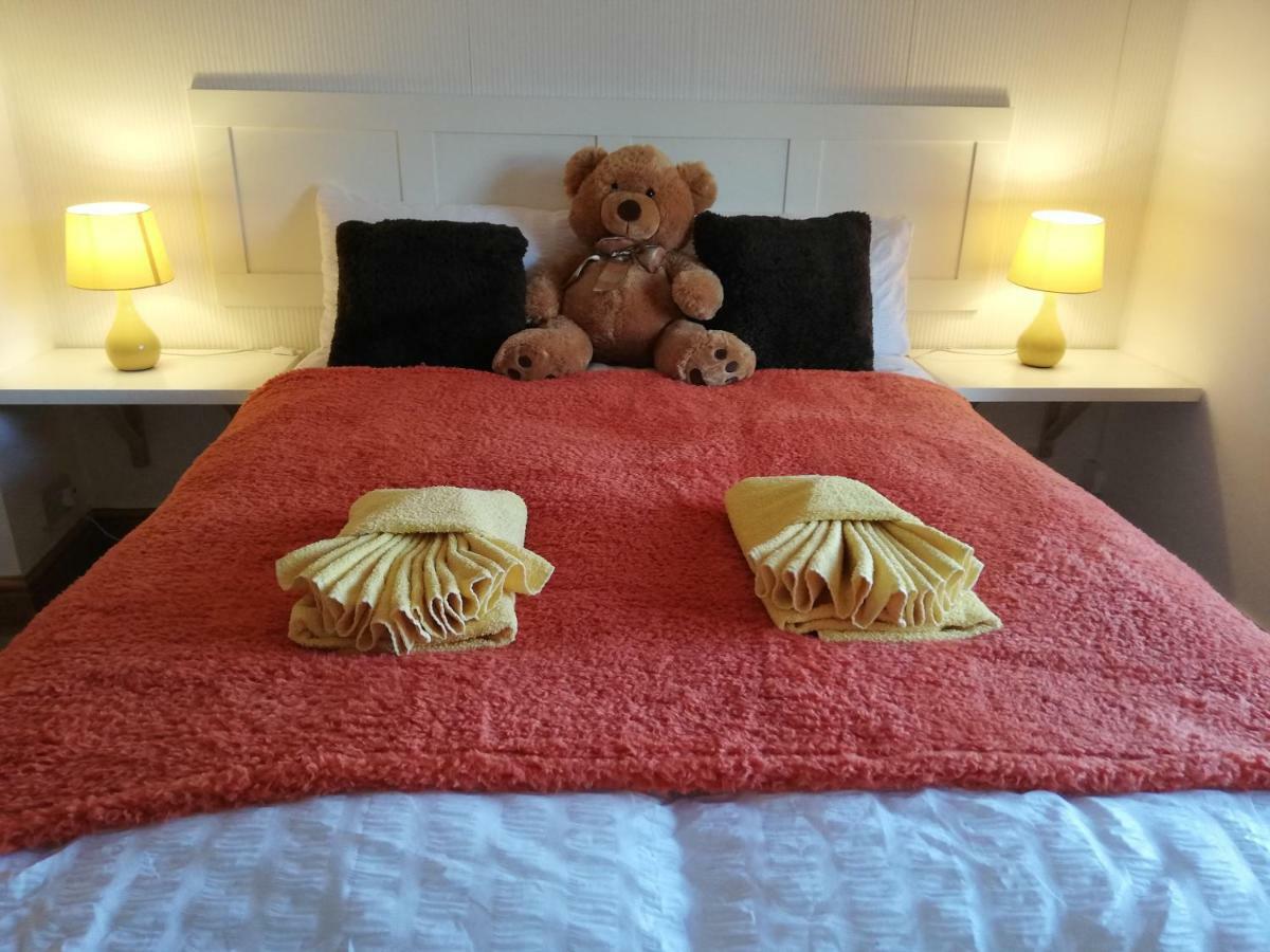 Nice Rooms In Queen House Clay Cross Exteriör bild
